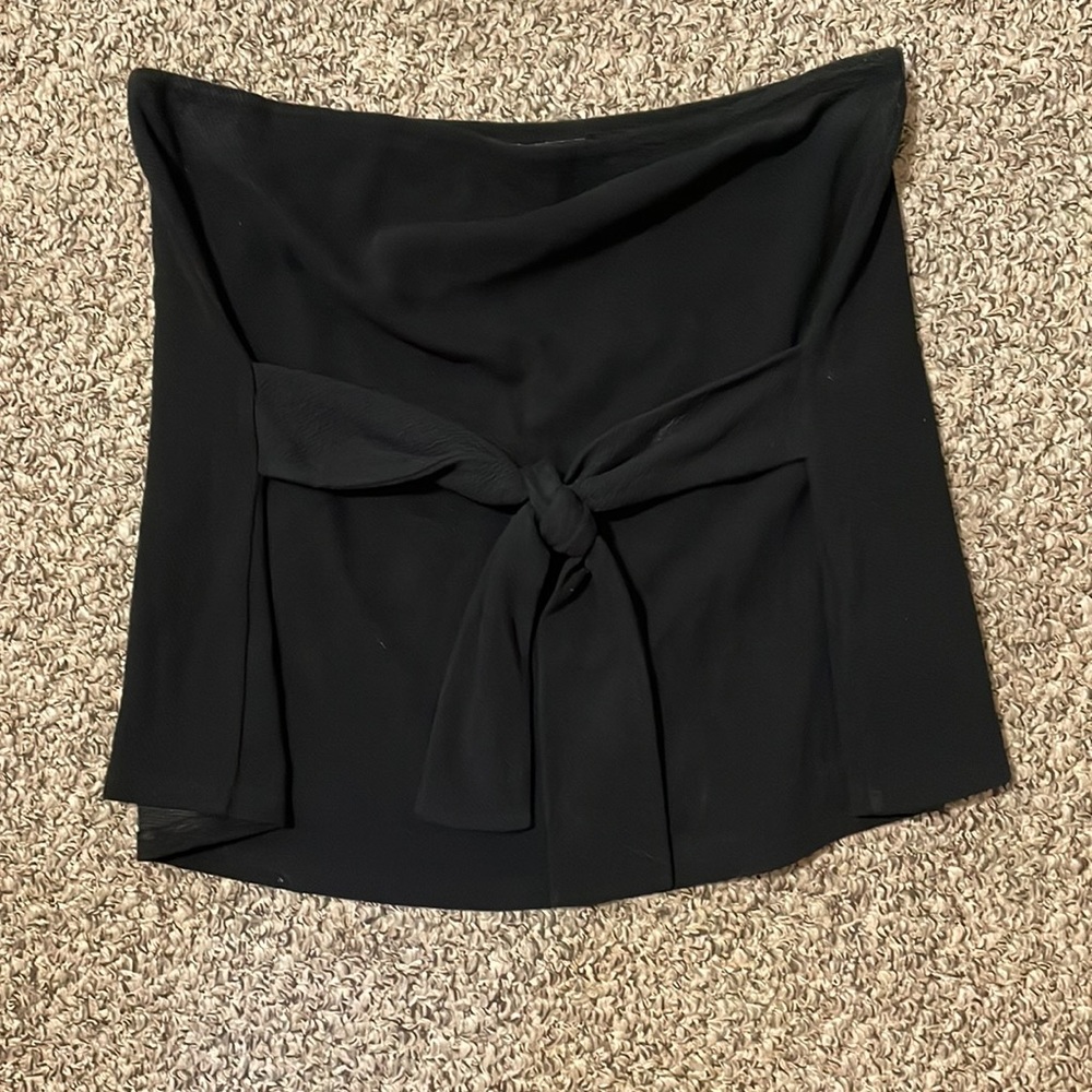 Express strapless top